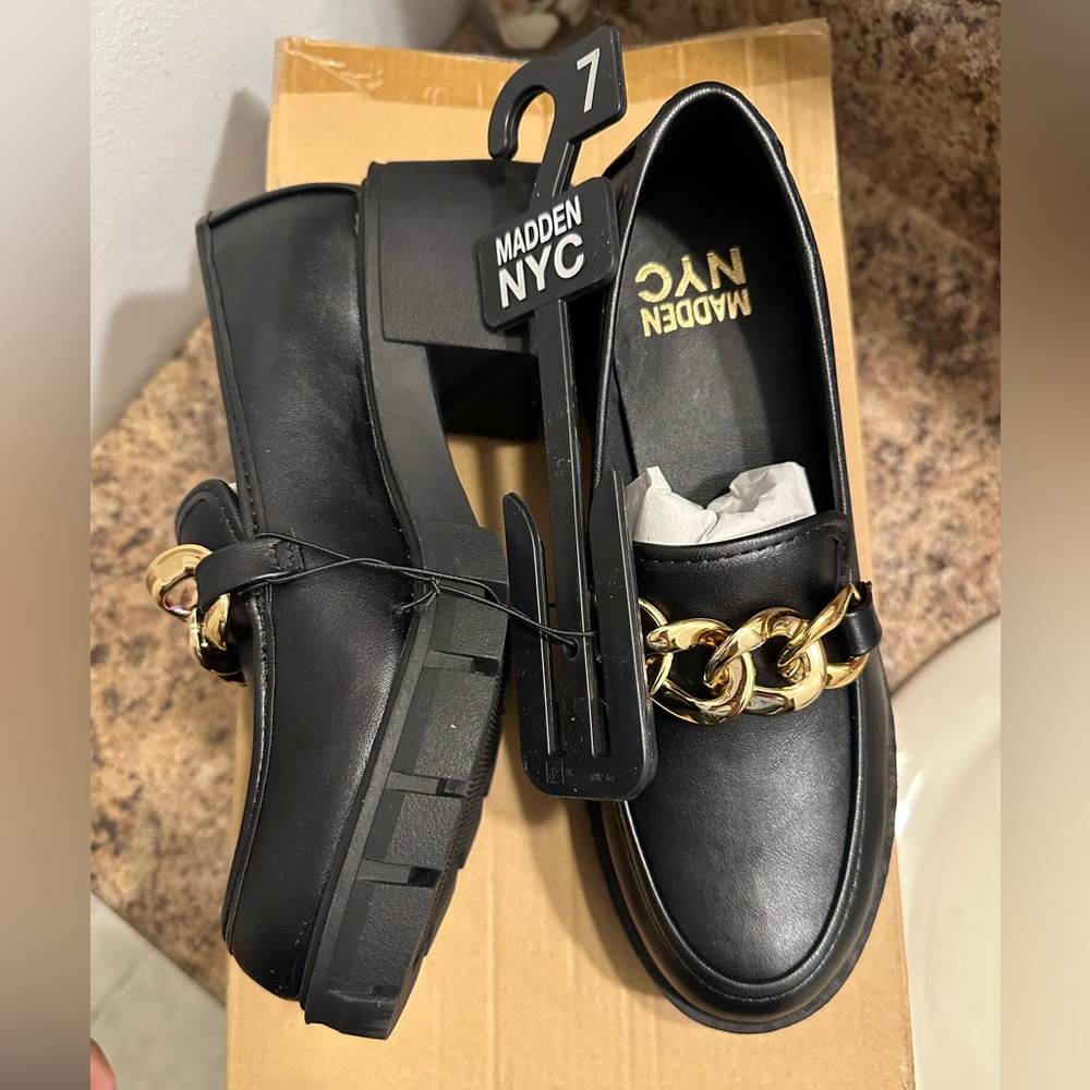 Women's Black Loafers with Gold Chain - Picture 6 of 8